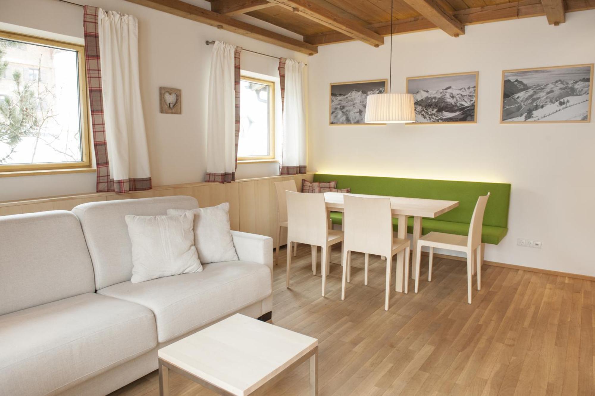 Haus Braunarl Lech am Arlberg Quarto foto